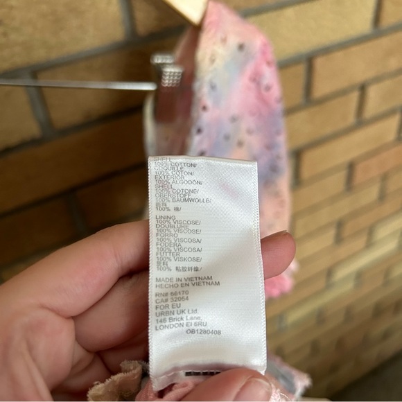 NWT Urban Outfitters Women’s Rainbow Pastel Tie Dye Puff Sleeve Crop Top Size S - Picture 5 of 7